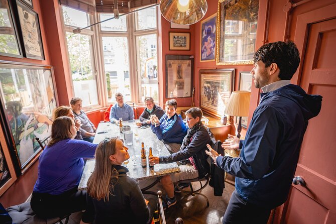 Edinburgh: Pubs & History Walking Tour with Beer Tasting - Cowgate, pub stops, and the first pours