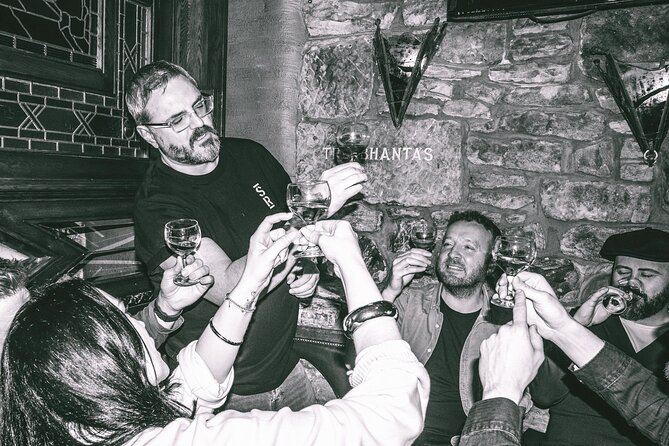Explore Glasgow: Scottish Rogue Whisky Walking Pub Crawl - Key points at a glance