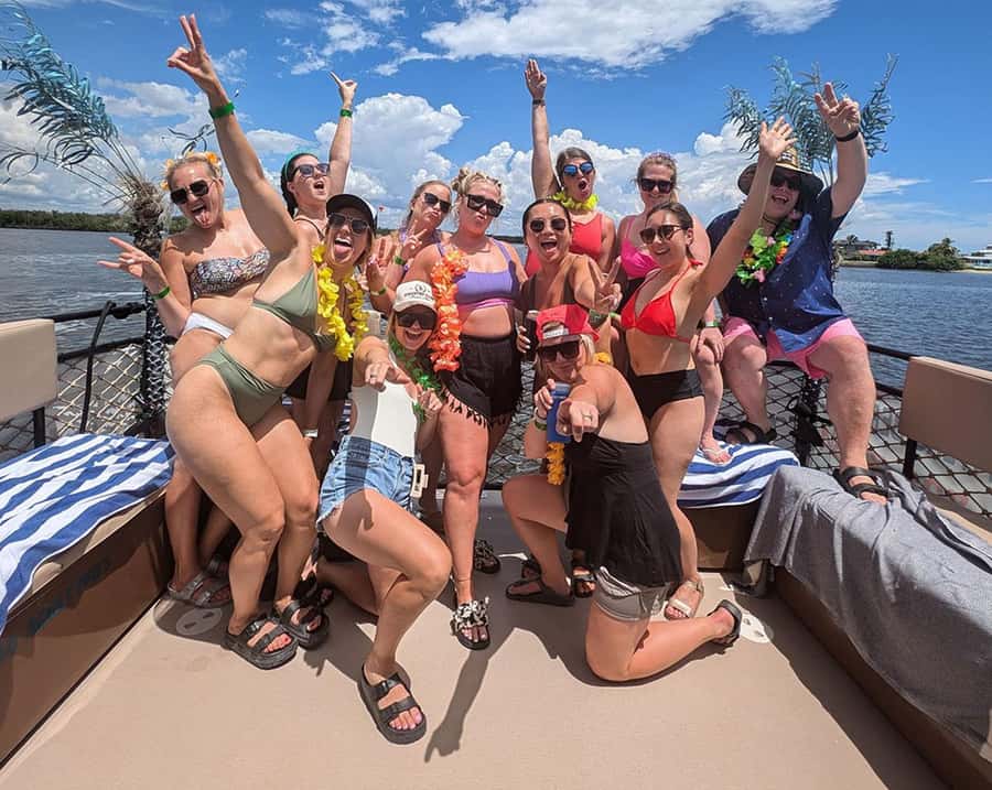 Fort Myers Beach: Adults only BYOB Tiki Pub Daytime Cruise - Bringing drinks, snacks, and the right container