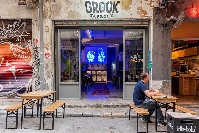 Friday Night Pub Crawl in Thessaloniki, Greece - Grook Taproom and the student crowd