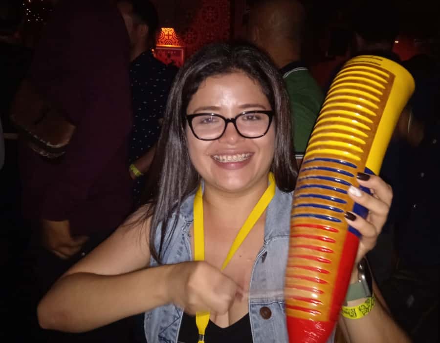 Friday Salsa Pub Crawl in Cali - Meeting Ana at La Colina in San Antonio