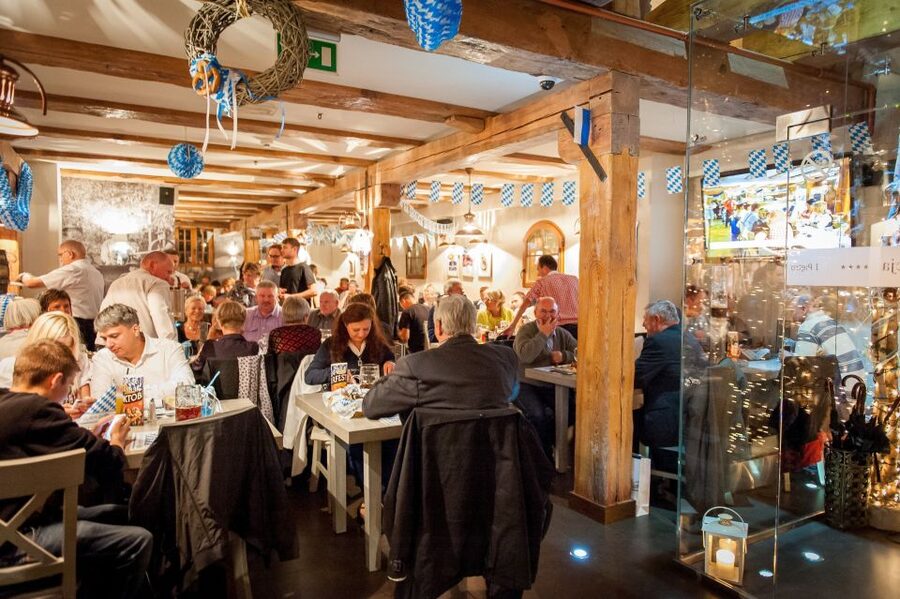 Gdansk Private Polish Beer Tasting Tour at Best Pubs & Bars - The 3-hour route: eleven beers across three venues