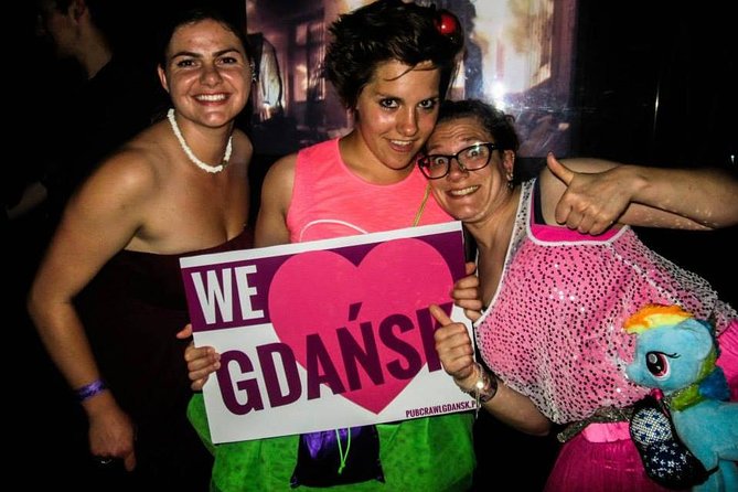 Gdansk: Pub Crawl with Free Drinks - Meeting at Neptune’s Fountain at 8:30 PM