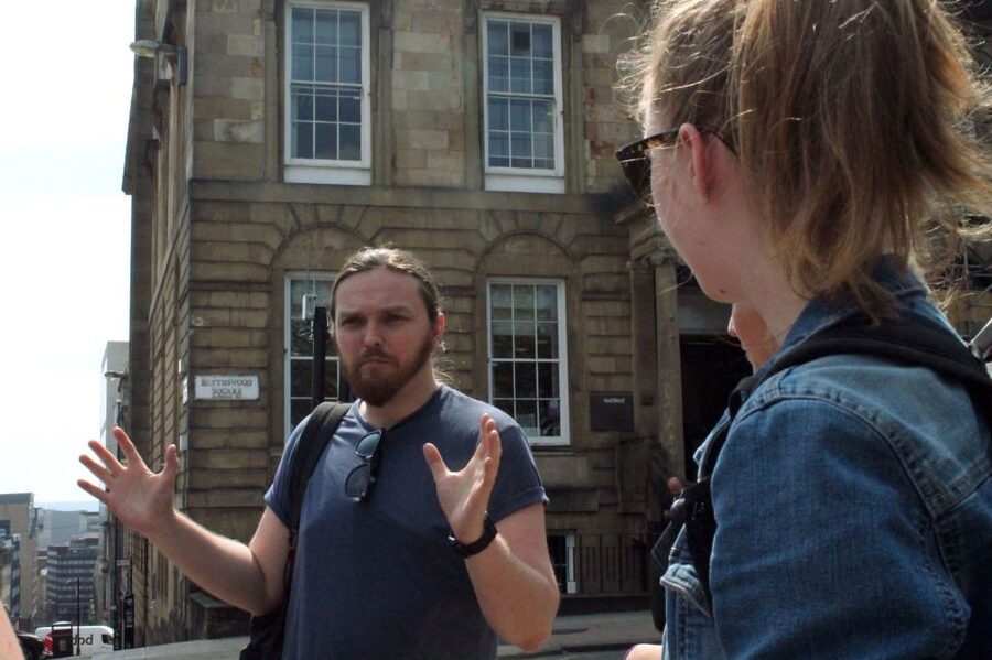 Glasgow: Pubs & History Guided Walking Tour with Beer - Merchant City connects trade, pubs, and Glasgow’s New Town