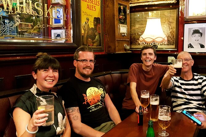Guided Historic Pub Tour (London) - The first pub sets the tone
