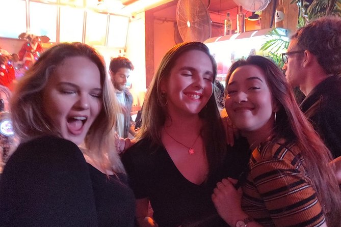 Guided Pub Crawl Night Tour at Tel Aviv - Rothschild Boulevard, one hour between selected pubs