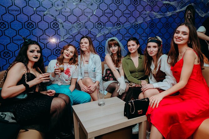 Halloween Pub Crawl - Krawl Through Krakow - Group size, pace, and practical comfort
