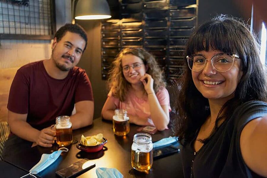 Happy Hour Pub Crawl - The guide can shape the whole experience