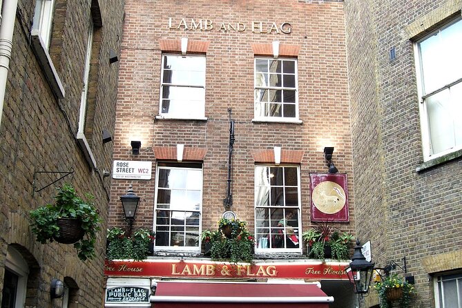 Historic London Pub Tour - A pub tour with more walking than drinking