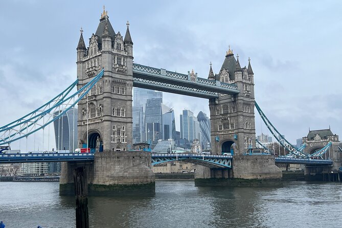 Historic London Walking Tour Landmarks and Pub Lunch - Key points to know before booking