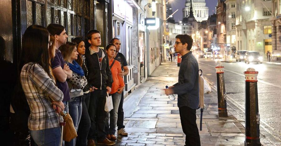 Historic pub tour with Brazilian guide (in Portuguese) - The tour at a glance