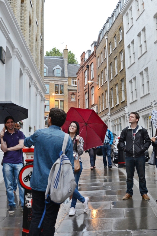 Historic pub tour with Brazilian guide (in Portuguese) - Following the two London routes