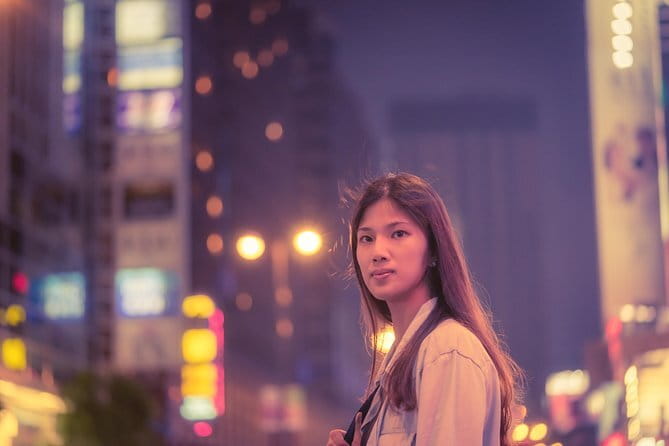 Hong Kong Pub Crawl at Lan Kwai Fong (LKF) - Skip-the-line access and the final club