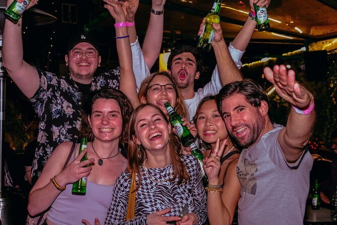 Hong Kong Pub Crawl at Lan Kwai Fong (LKF) - Meeting at 8:45 p.m. in Central