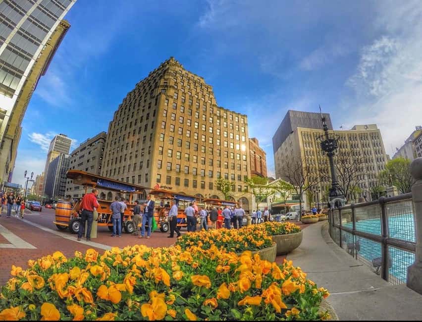 Indianapolis: Open-Air Pedal Pub Tour - Four local drinks over 100 minutes