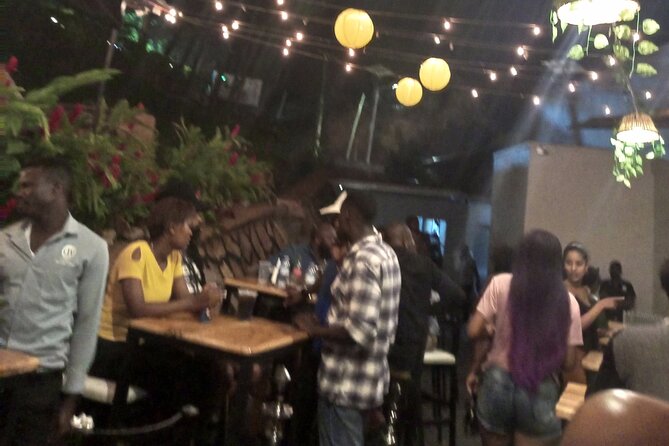 Kampala Pub Crawl | Uganda | 4 hours - The first bars and lounges in Kampala