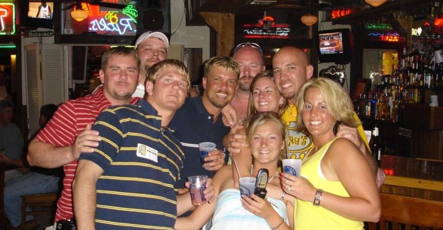 Key West: 2.5-Hour Duval Street Pub Crawl - Stop five: finishing with a souvenir and a plan