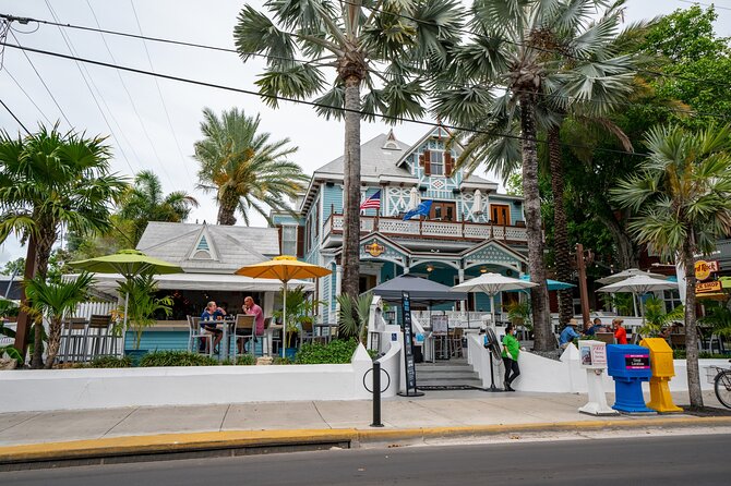 Key West Haunted Pub Crawl Walking Tour - St. Paul’s Episcopal Church adds old burial ground lore