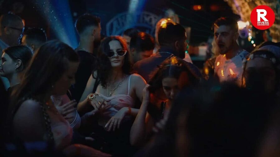 Legendary Halloween Pub Crawl Party in Milan 2025 - Who should book this Halloween crawl