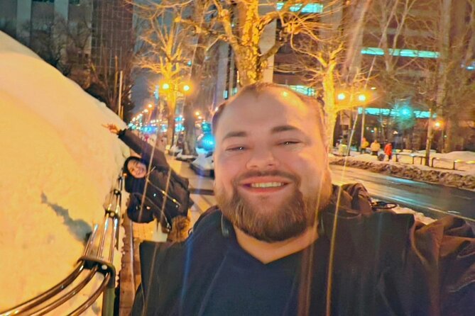Local Bar Hopping Tour in Sapporo - Who will enjoy this evening most?