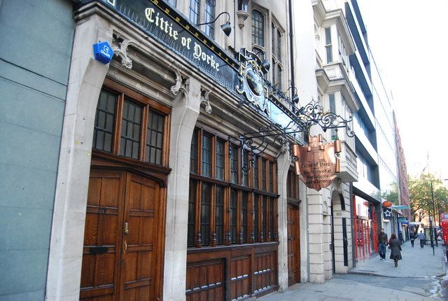 London: 2-Hour Historic Pub Tour - Starting at Chancery Lane and entering old London