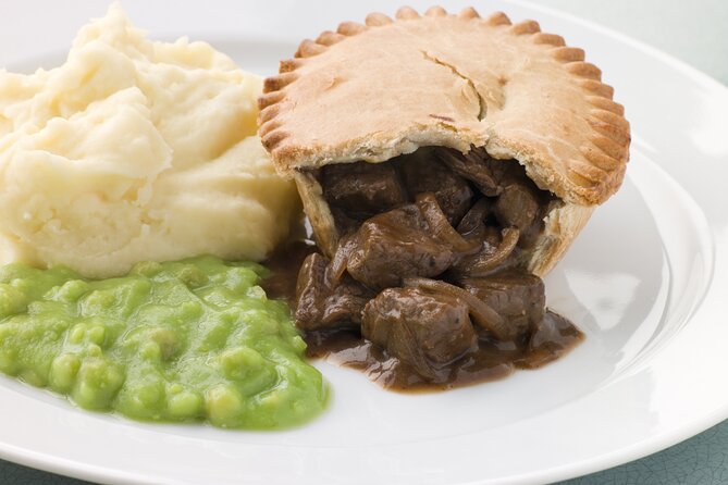 London Food & Drinks Private Tour - British Taverns & Pubs - Dirty Dicks and the final steak pie