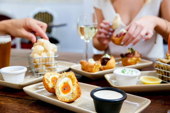 London Food & Drinks Private Tour - British Taverns & Pubs - Old Spitalfields Market and a cup of coffee