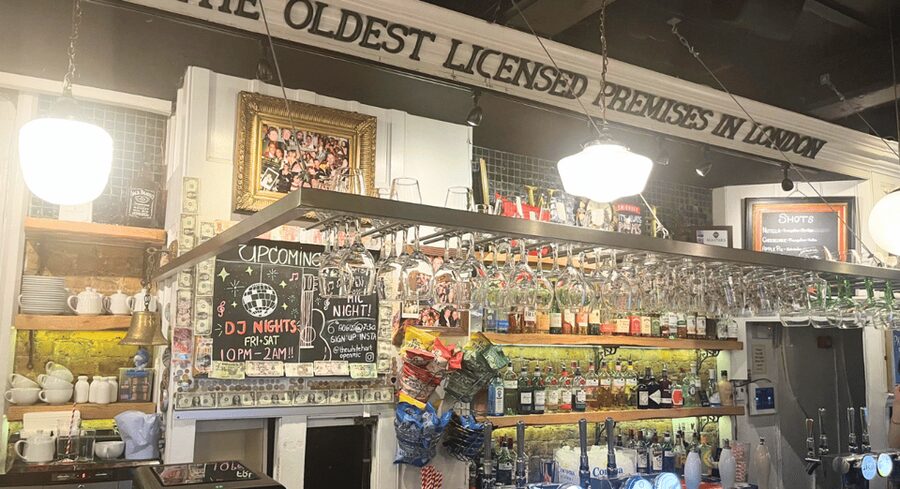 London: Historic London Pub Walking Tour - Starting at Embankment Station