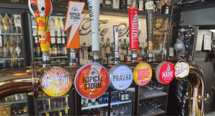 London: Historic London Pub Walking Tour - Walking through Covent Garden’s older stories