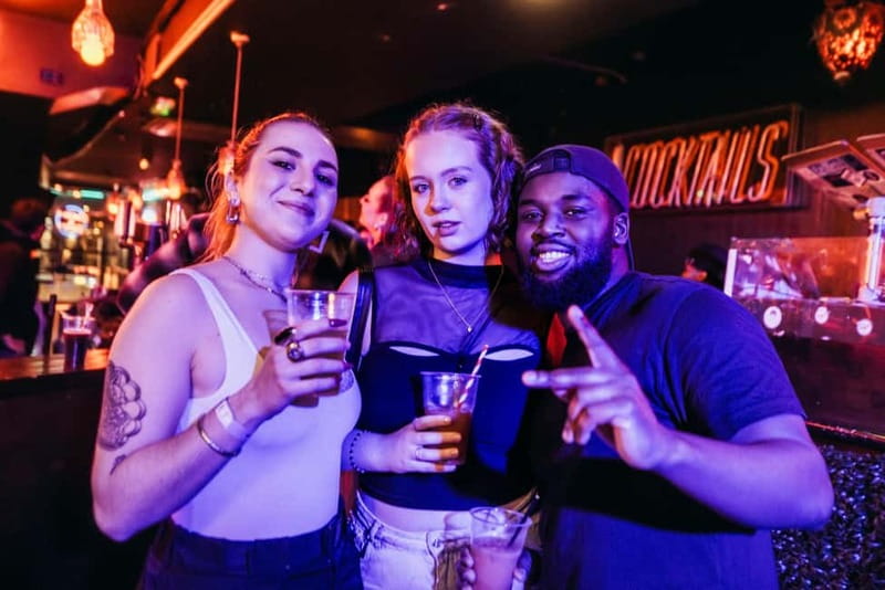 London Pub Crawl: Ultimate Central London Night Out - Four bars and one club in five hours