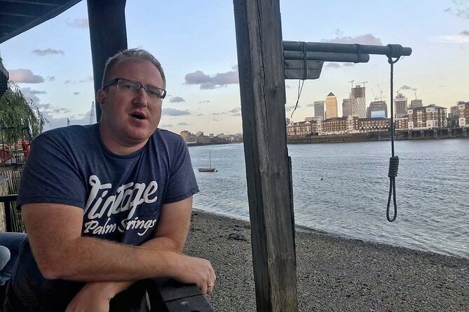 London Small Group Tour: The Pirate Pubs of Old London Half-Day - Wapping, murders, and the people behind the legends