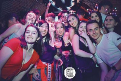 Guided Pub Crawl Madrid Experience and Club Entry