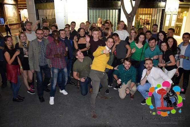 Madrid Halloween Pubcrawl – Open Bar, Shots & VIP Club Entry - What the $24.03 price really covers