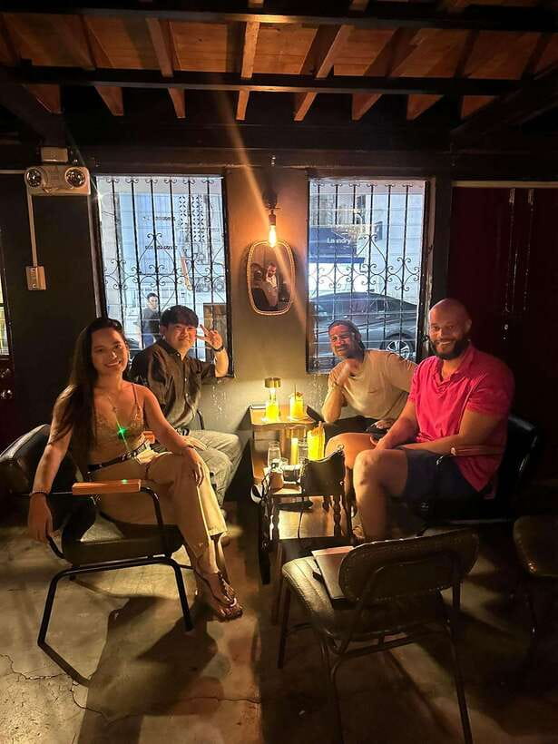 ⭐ Makati Bar Hopping and Pub Crawl Tour with Venus ⭐ - How Venus Shapes the Night