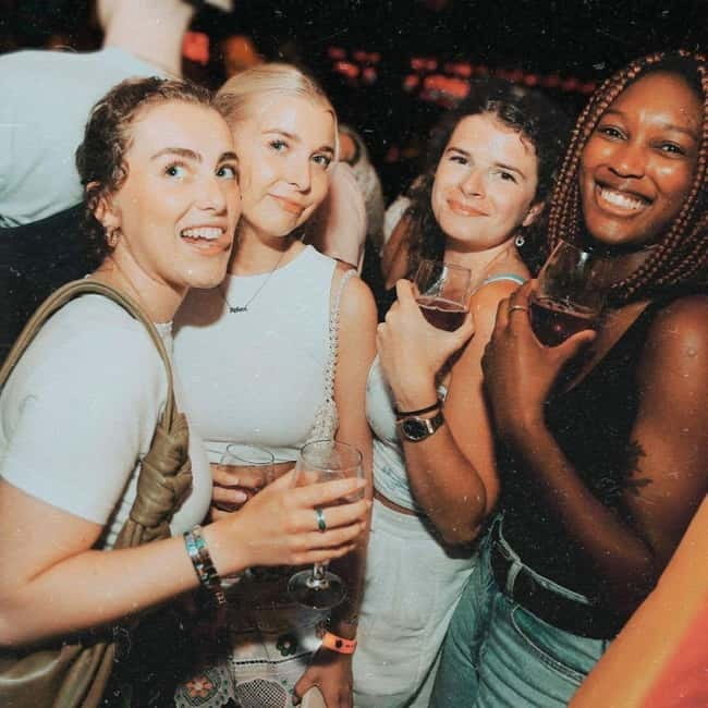 Málaga: Pub Crawl Málaga Madness - Key points to know before booking