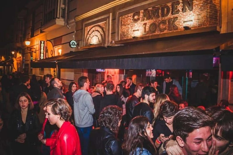 Málaga: Pub Crawl Málaga Madness - Starting at Camden Lock Málaga after 10:30 PM