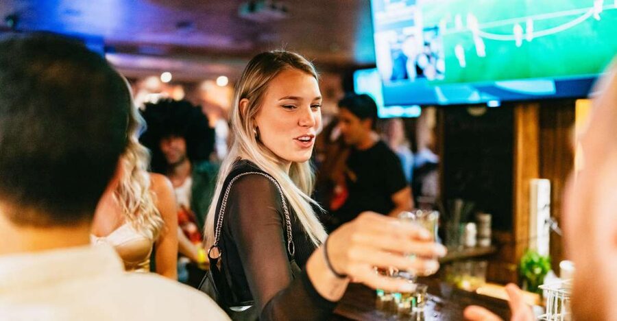 Malaga: Pubs and Clubs Crawl - The first local bar: an easy warm-up