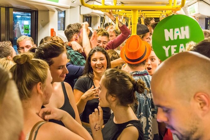Melbourne Pub Crawl (Batmania Tours) - The second bar and the value of a guided route