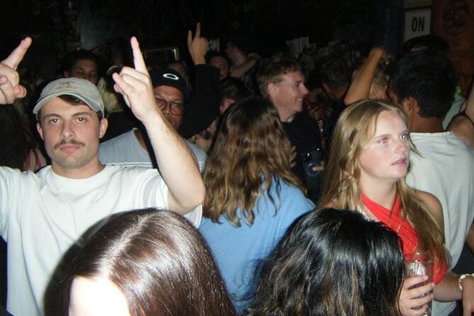 Melbourne Pub Crawl (Batmania Tours) - Finishing at StoryVille on Lonsdale Street