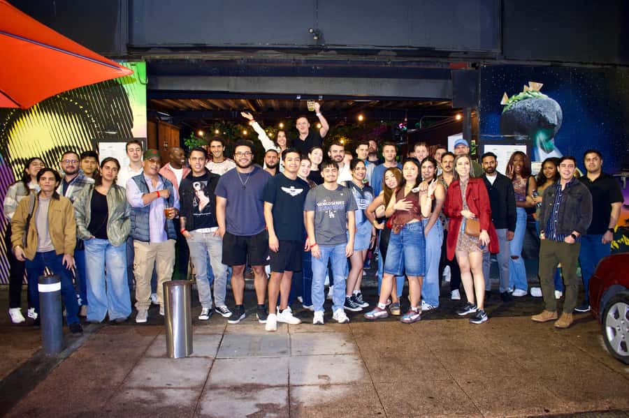 Mexico City: Guided Pub Crawl with Party Games - Key points to know before booking