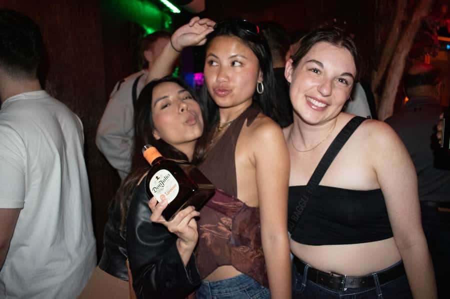 Mexico City: Guided Pub Crawl with Party Games - How to prepare for the evening