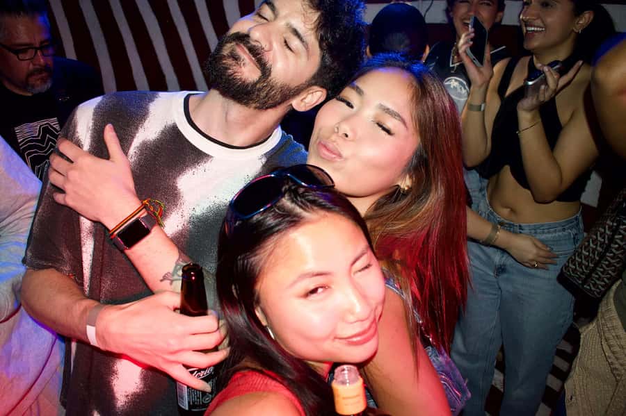 Mexico City: Guided Pub Crawl with Party Games - How it compares with other Mexico City nights
