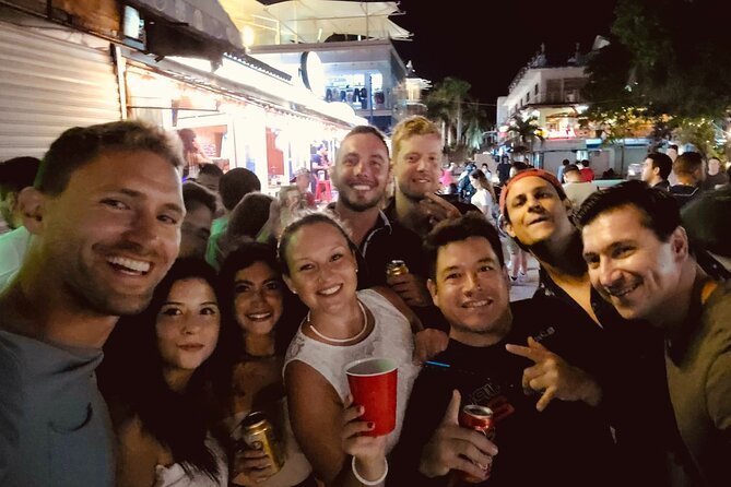 Mexico City Pub Crawl - Five bars across Roma Norte and Condesa