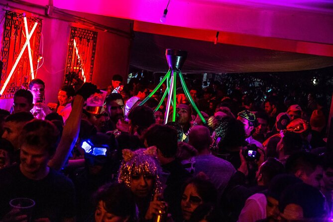 Mexico City Pub Crawl - Starting at Jardín Chapultepec at 8:30 PM