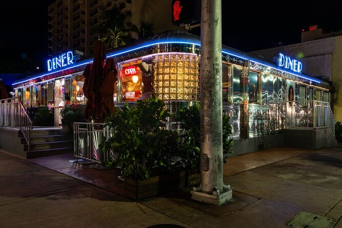 Miami Boos and Booze Haunted Pub Crawl - Mac’s Club Deuce and the old Miami finish