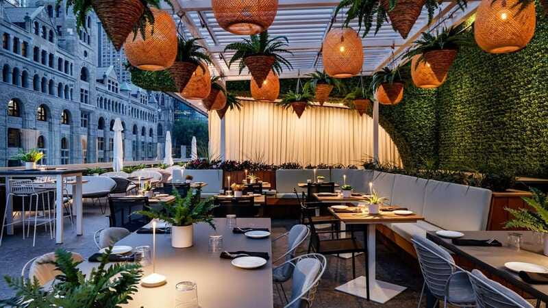 Montreal: Guided Pub Crawl of the City's Skyline Bars - Walking, weather, and rooftop comfort
