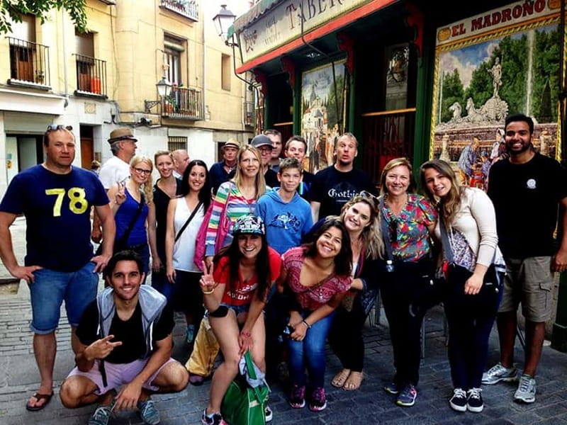 Mysteries & Tapas Tour in Madrid + Pub Crawl - Third tapas bar and Asturian cider