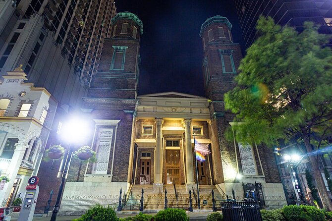 Nashville Ghosts: Adults-Only Boos and Booze Haunted Pub Crawl - The record shop, hospital, and Civil War stories