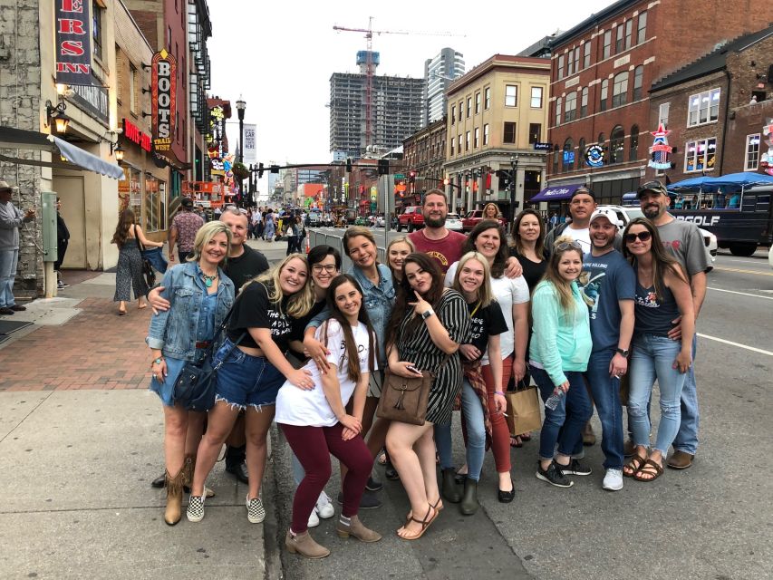 Nashville: The Ville All-Inclusive Pub Crawl - Printers Alley, 2nd Avenue, and the first drink