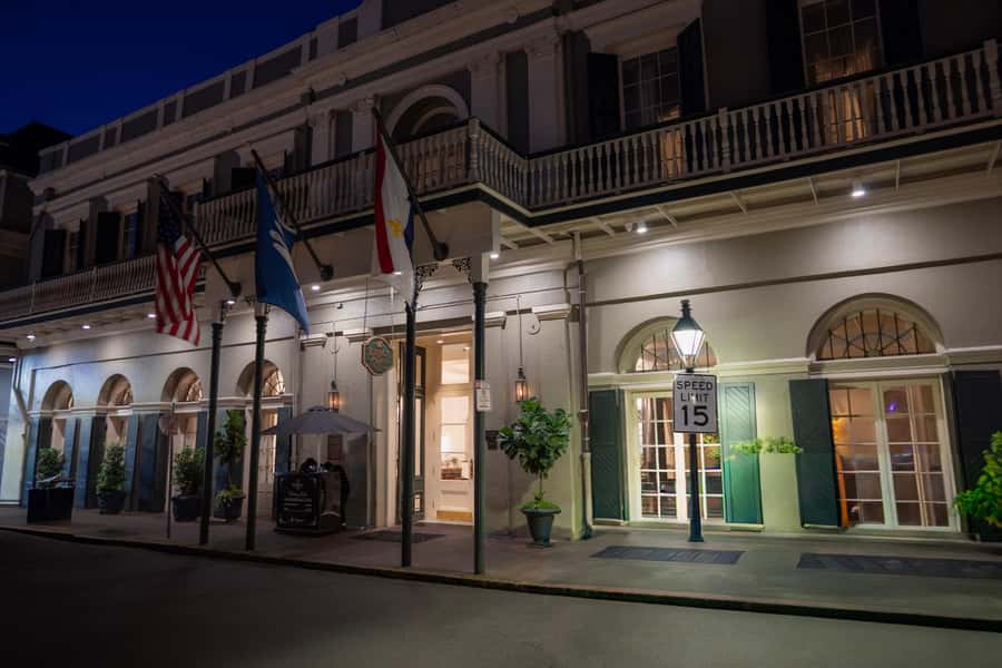 New Orleans: True Crime Pub Crawl - What this French Quarter crime walk is really like